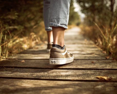 Hoe kies je de beste wandelschoenen voor langere tochten